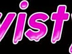 When Girls Play - Naomi Woods Alex Grey Muff Dive