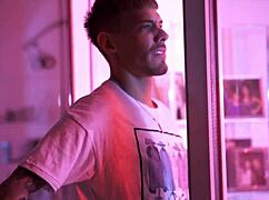 I love rough banging with hot blondes and ebony friends