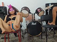 hey, the brunette and her indigenous pal are getting off together on new year's eve