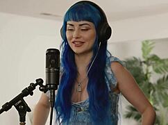 Jewelz Blue's big booty gets intense action from her blind date, with ripped clothes and riding