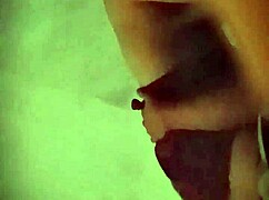 Loveandreiss says honey I'm horny for cowgirl creampie 😈