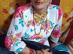 यो, देखो यह एक्सोटिक बेबीसिटर माउथ में कम लेती है! 😜