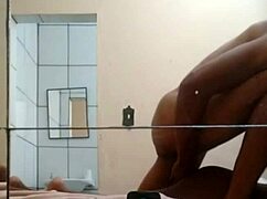 Socada Bruta na Morena de Bunda Grande em Motel com Paixão