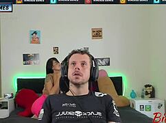 my boyfriend ignored me until i invited my friend for a double blowjob party 😏