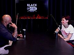 Tem os caninos por ser f� de vampiros gravou com casais tem uma rede de apoio com os seguidores e o cara que broxou e meteu mole - annie clementine watch on sheer red?