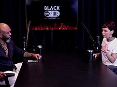 Tem os caninos por ser f� de vampiros gravou com casais tem uma rede de apoio com os seguidores e o cara que broxou e meteu mole - annie clementine watch on sheer red?