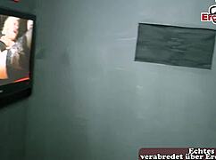 Fette dicke deutsche hausmutter gets wild in a swinger club. What secrets does this cinema hold?