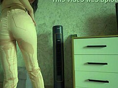 Female Desperation Pee In Jeans!