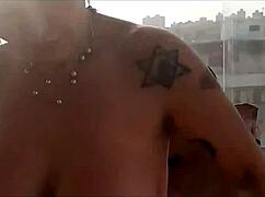 Aquela festinha com a casada na frente das amigas