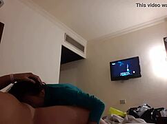 I fucked my girlfriend in the mouth in the hotel room