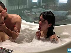 Scarlett Taylor shares that fat dick with her girlfriend 😏