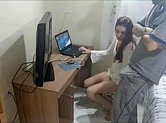 i'm the horny maintenance guy fucking this young girl's ass alone at home