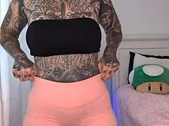 Why is Melody Radford trying on gym tights and flaunting her big ass?