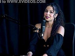 Sweet Karolzinha Gives Tips on Selling Content Outdoors