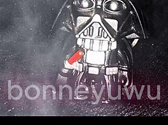 Bonneyuwu as Leia masturbates with Vader's dildo 😍