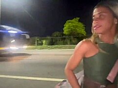 Esposa Followed and Gives In to Her Secret Admirer