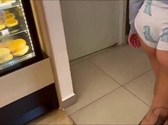 comi minha madrasta no banheiro da loja ontem