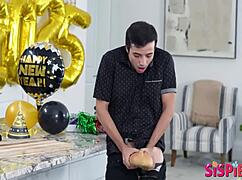 chloe temple gives me a blowjob in pov, you know, with her big ass... oh yeah!