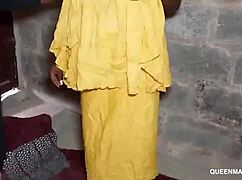 I Fucked My Hot Landlady Right Next to Her Garden in Wild Outdoor Action