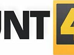 Hunt4k deal got my girlfriend’s shaved pussy sold for cash... crazy, right? 💰