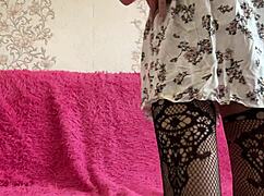 slutty step sister fingers her tight pussy 😏