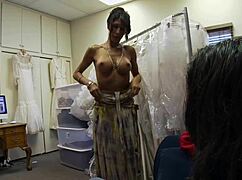 watch me masturbate with a handjob until I cum