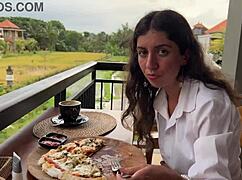 क्यूम वाला पिज़्ज़ा?