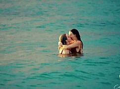 Wanna watch Charlie Forde and Olive Gee make out at beach sunset?