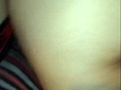 Young virgin wants sex for the first time in quarantine for the virus