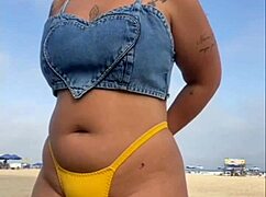 i flashed on the beach and made the guy get hard