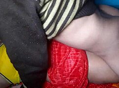 क्या तुम इस सेक्सी इंडियन होममेड ऐक्शन के लिए तैयार हो? आज रात तुम्हारी वाइल्डेस्ट फैंटेसी क्या है?