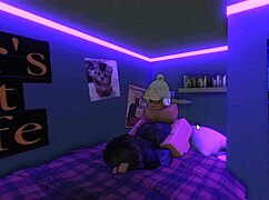 Woman in the cafe had ripped leggings, so we had an unexpected encounter.