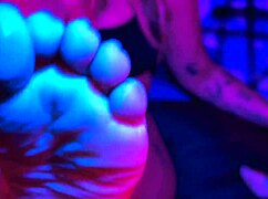 Paola LOVES to SUCK her TOES with DEEPTHROAT and GAGGING!