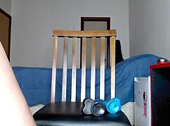 लैटिना स्लट अपनी होल्स में डबल पेनेट्रेशन लेती है