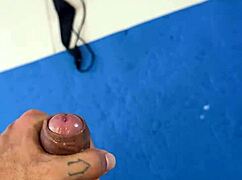 i fuck my neighbor during her workout