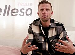 big-assed beauty sophia burns takes anal with vince karter in reality interview