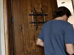 i fucked this cougar milf in a quickie, her pussy giving first time orgasm with amateur cumshot