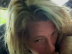 streetwalker gives a bbbj spits it out on his dick then sucks it off again