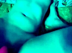 primeira vez da esposa novinha com outro 😍 creampie e tudo