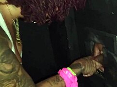 Corno Filma Safada Fazendo Putaria Na Cabine