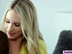 i lick milf's wet pussy in threesome with slut teen 18+, it's so tasty