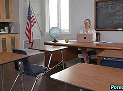 i'm the student scarlit scandal eatin my teacher adira allure's shaved pussy soo good