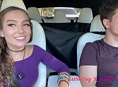 sexy teen, pull over for that facial!!