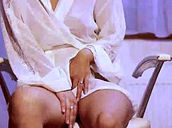 I play my wet pussy to orgasm 😘