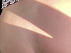 the taxi driver saw that the passenger was fingering her pussy and offered her his cock p2