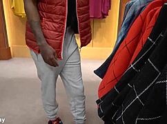 Sucking Dick for Christmas Presents Outdoors!