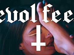 Latina Goddess Ravenas Dominates With Her Bare Feet