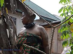 mad bbw picks dirt from bin, gets fucked by lonely guy