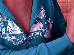 Brunette lesbians know how to please each other