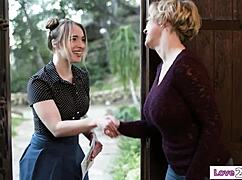 Fan Girl Licks Milf Voice Actress Of Favorite Character